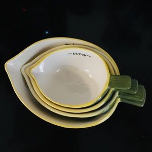 Lemon Ceramic Measuring Cups  4 piece set